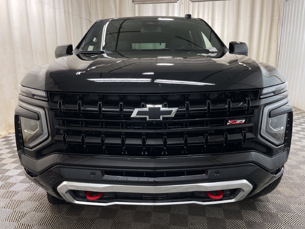 Used 2025 Chevrolet Tahoe Z71 w/ Comfort Package AWD/4WD image 21