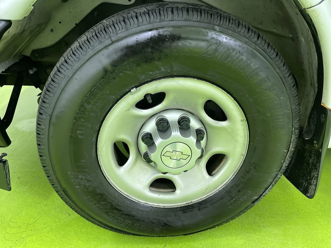 Used 2019 Chevrolet Express 3500 Extended w/ Driver Convenience Package image 14