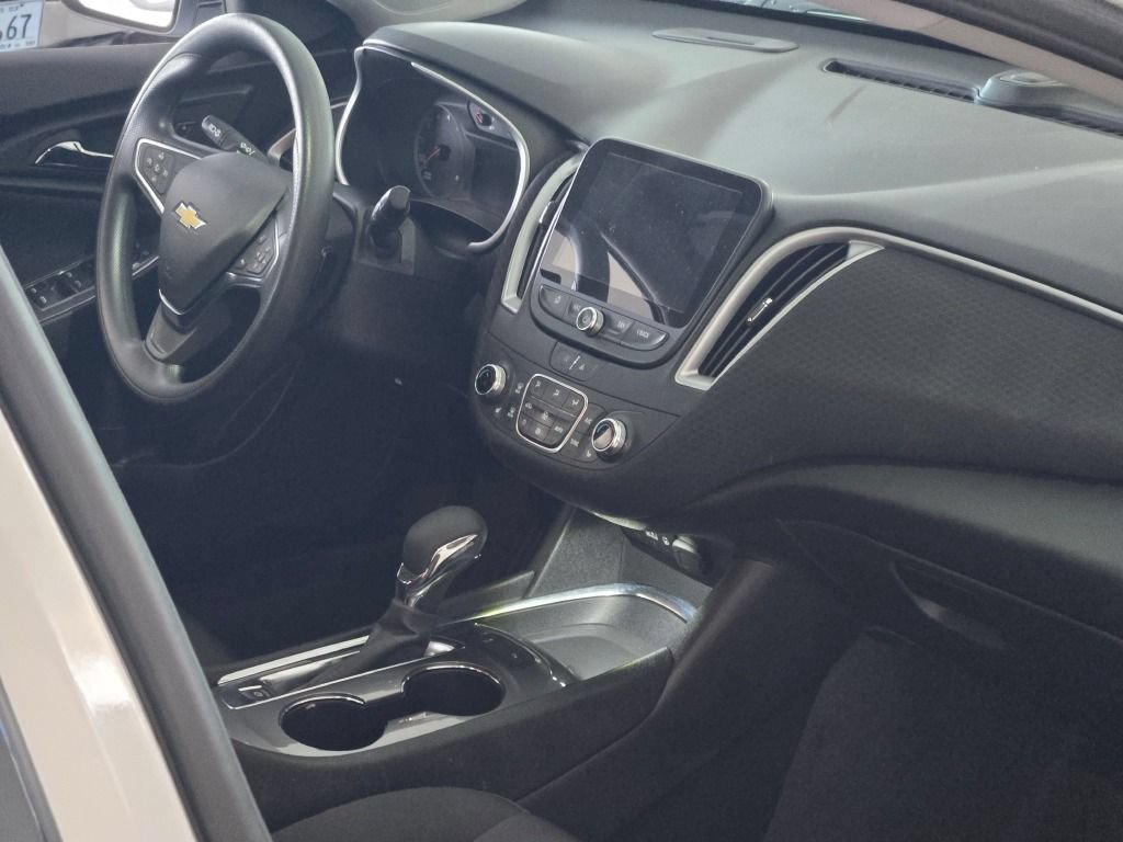 Certified 2024 Chevrolet Malibu LT FWD image 8