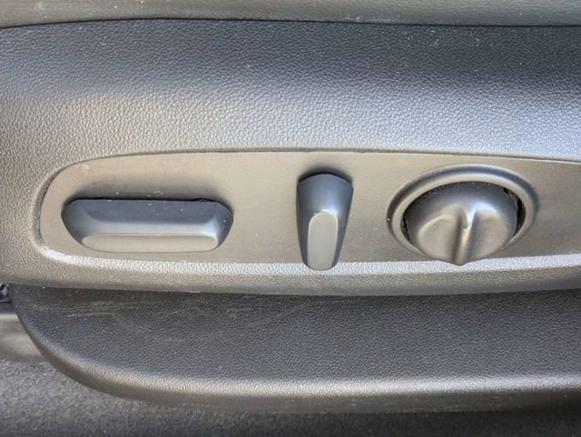 Used 2023 GMC Acadia Denali w/ Denali Ultimate Package image 19