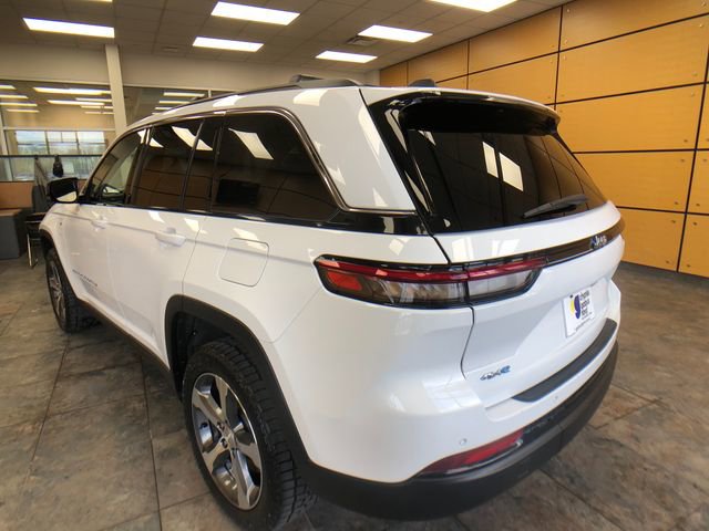 Used 2022 Jeep Grand Cherokee Limited 4xe AWD/4WD image 5