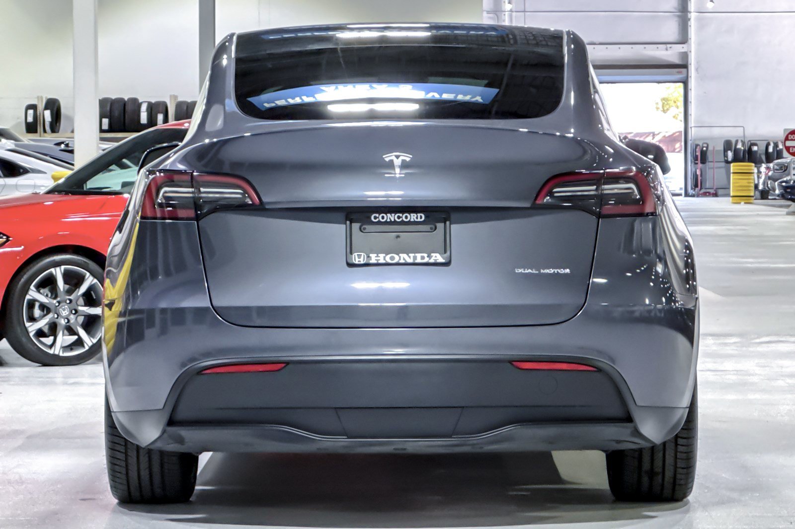 Used 2023 Tesla Model Y Long Range AWD/4WD image 10