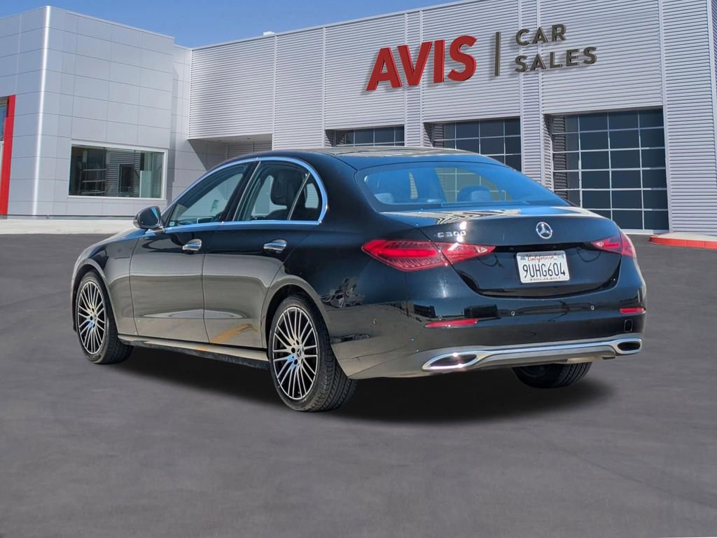 Used 2025 Mercedes-Benz C 300 Sedan image 9