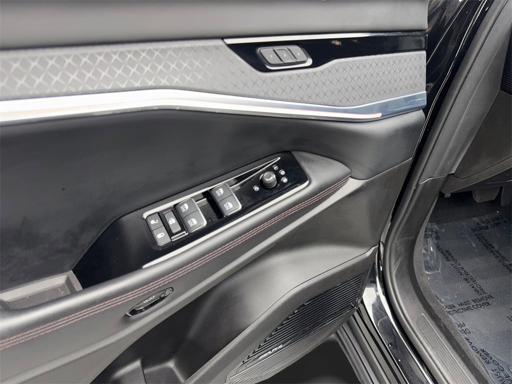 Used 2025 Jeep Wagoneer S Limited image 34