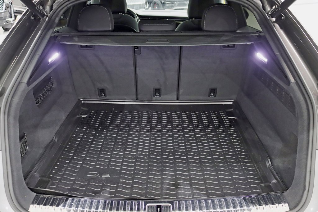 Used 2020 Audi Q8 Premium Plus image 40