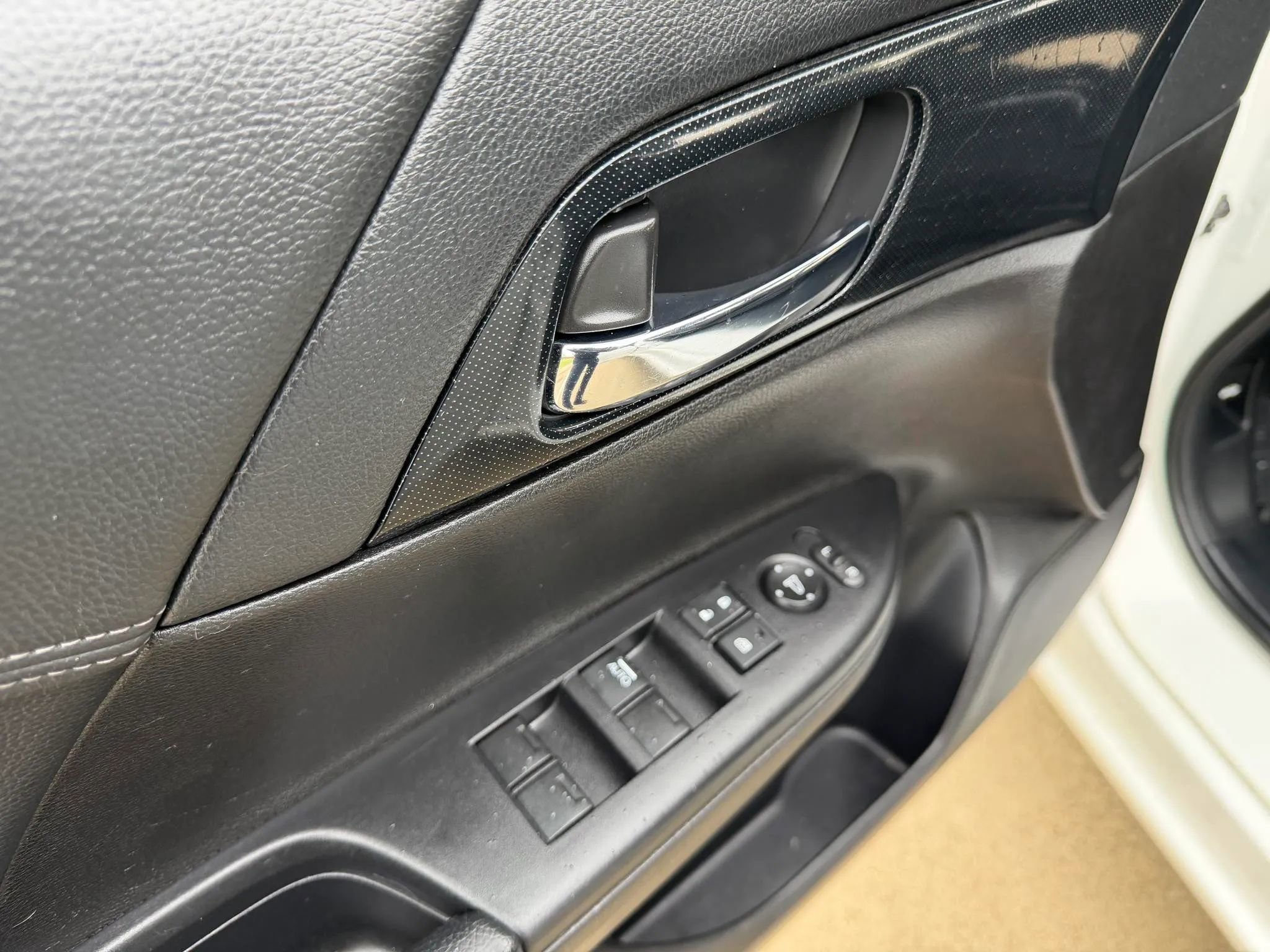 Used 2013 Honda Accord Sport image 11