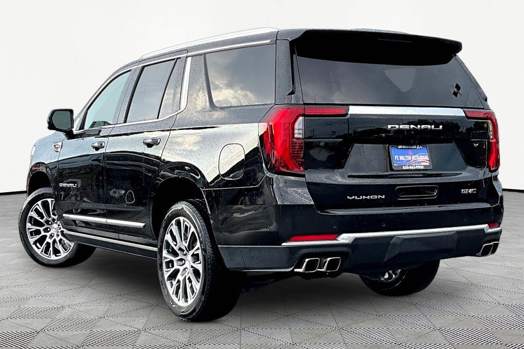 Used 2026 GMC Yukon Denali w/ Denali Reserve Package AWD/4WD image 5