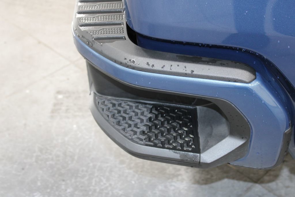 Used 2024 Chevrolet Silverado 1500 High Country w/ High Country Premium Package image 12
