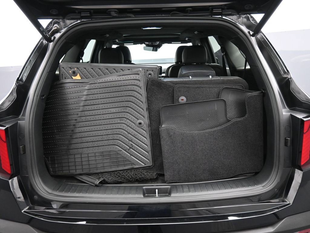 Certified 2025 Kia Sorento SX Prestige image 23
