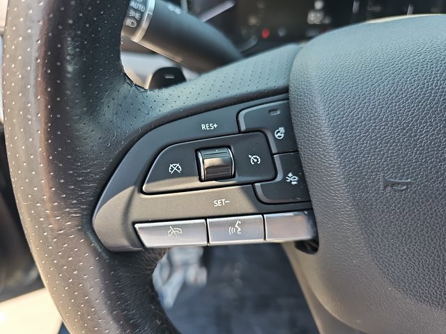 Used 2020 Cadillac XT4 Sport w/ Cold Weather Package image 17