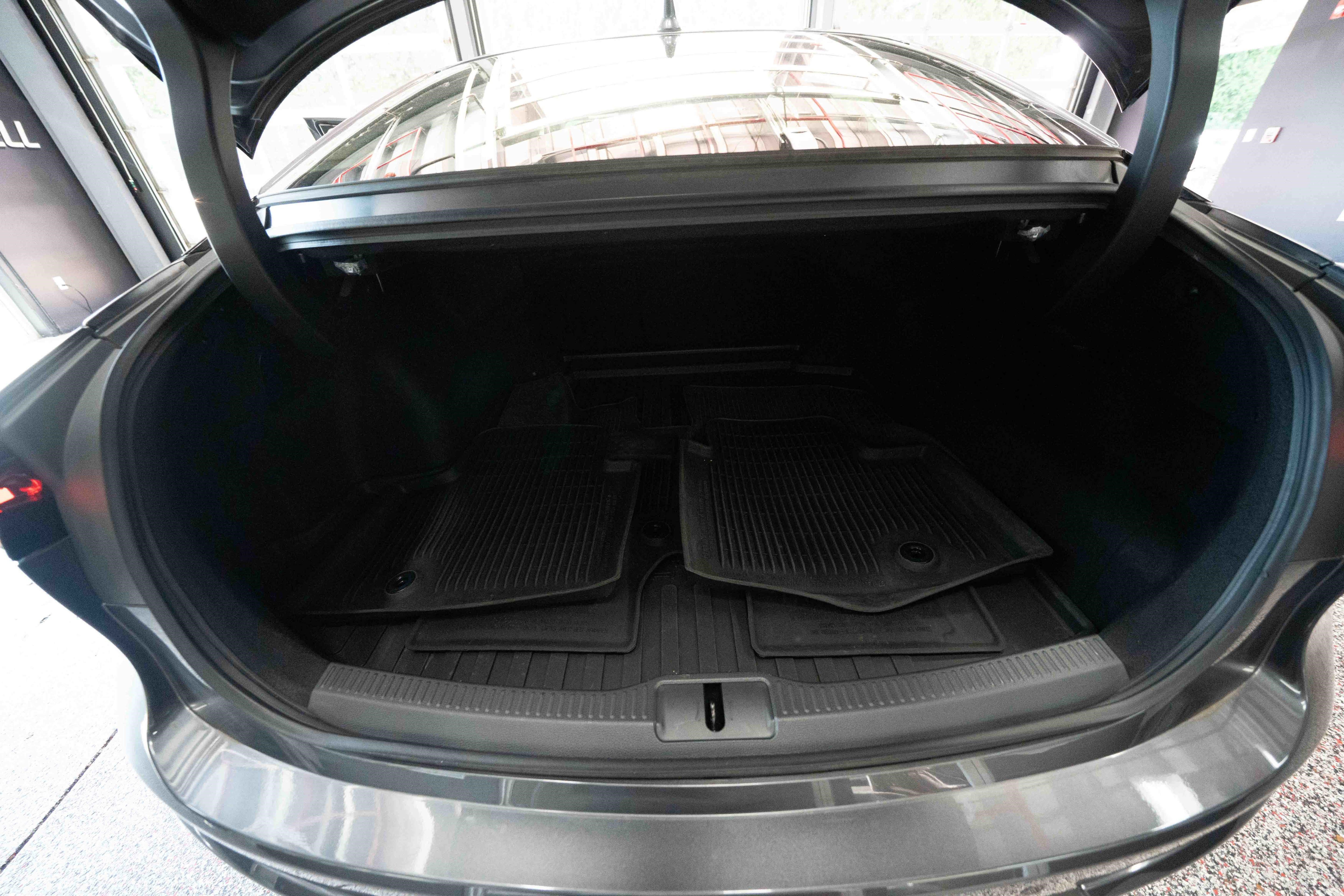 Used 2023 Toyota Crown AWD/4WD image 27
