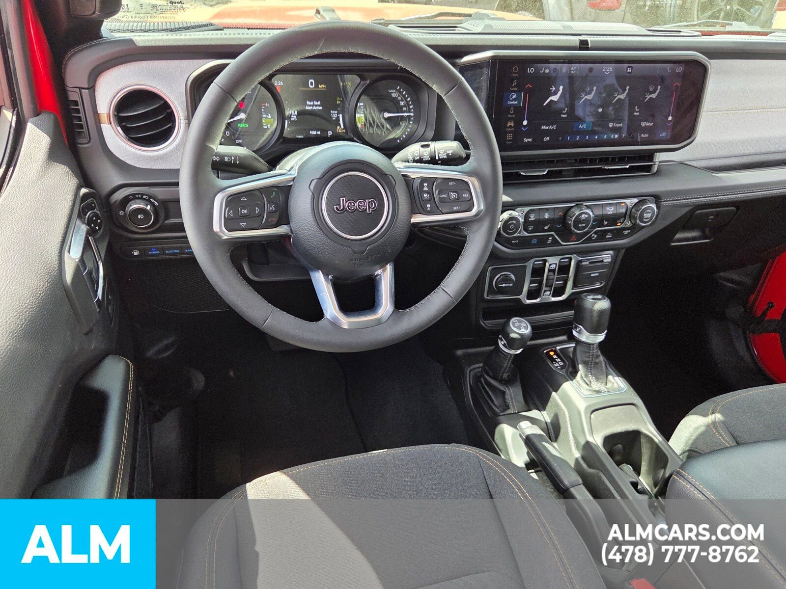 Used 2025 Jeep Wrangler Unlimited Sahara w/ Safety Group image 6