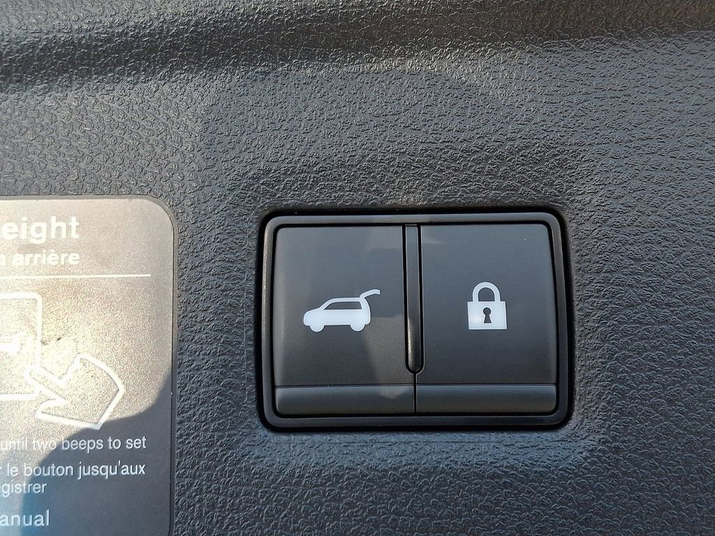 Used 2025 INFINITI QX50 Pure image 30