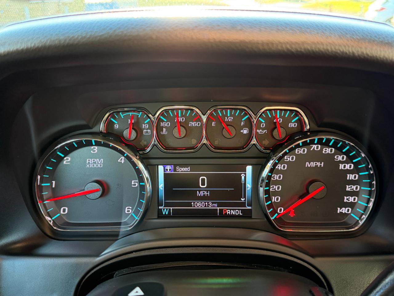 Used 2020 Chevrolet Suburban LT image 21