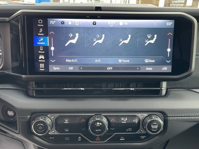 Used 2024 Jeep Wrangler Unlimited Rubicon 4xe image 7