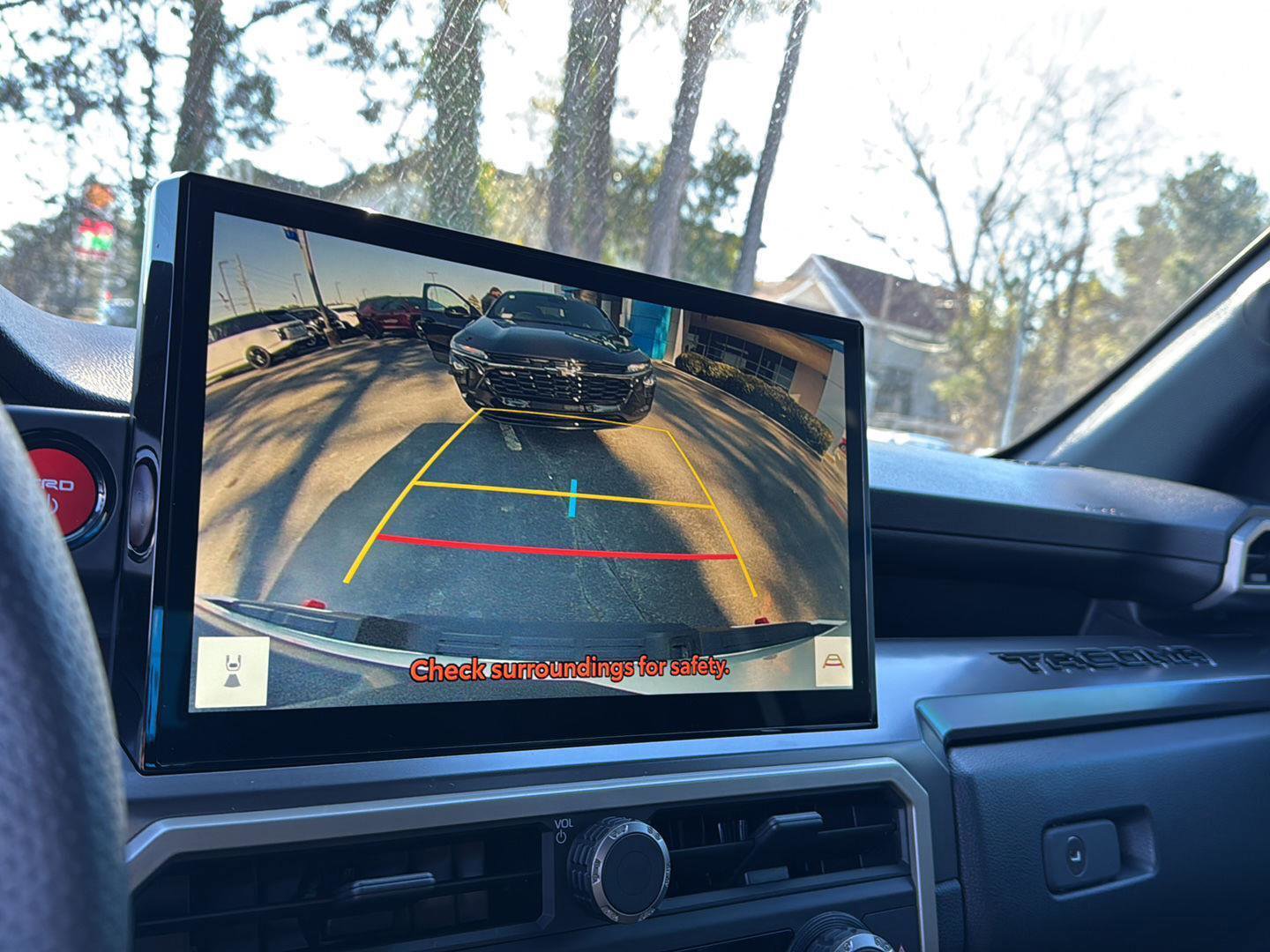 Used 2025 Toyota Tacoma TRD Off-Road image 21