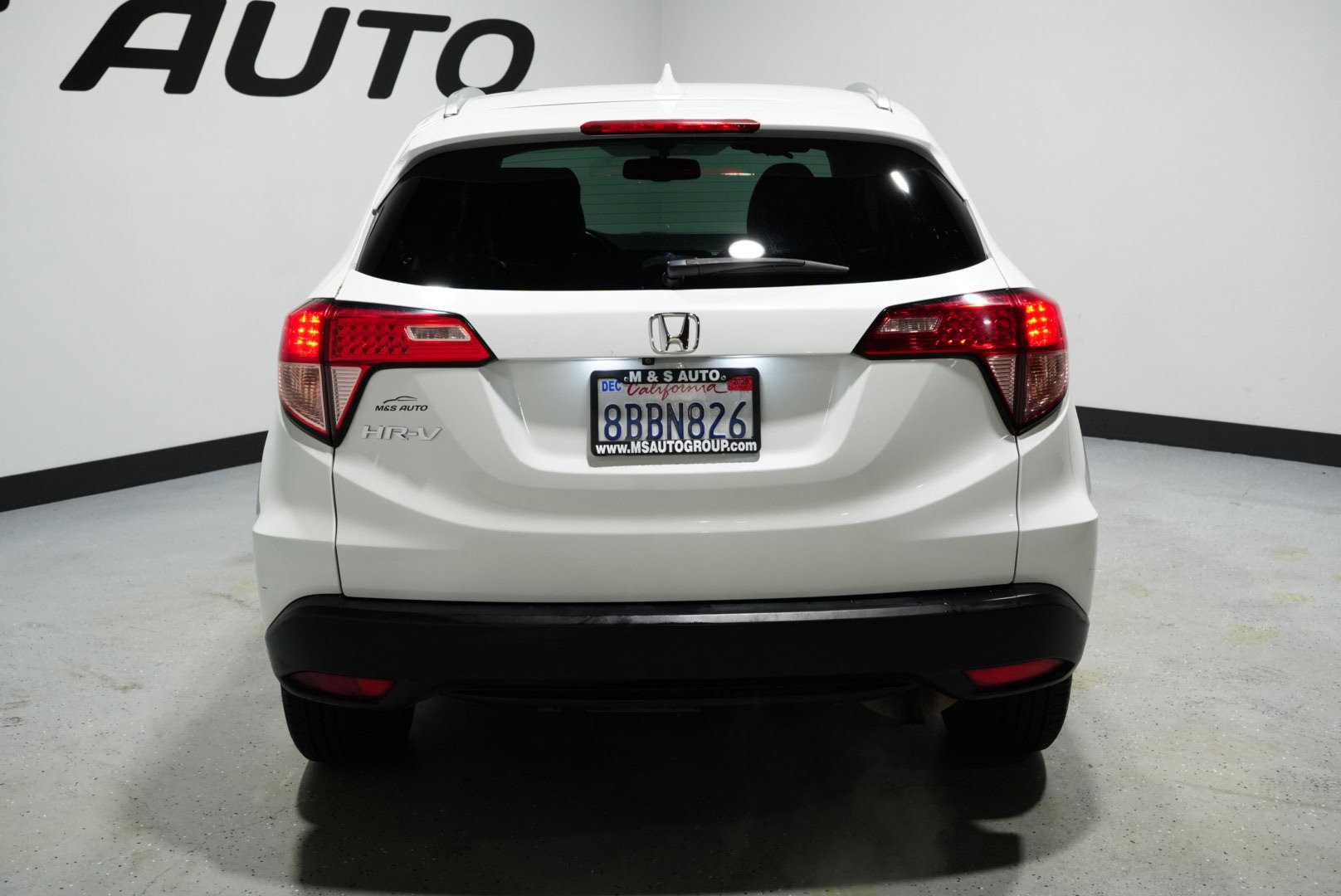 Used 2018 Honda HR-V EX-L image 8