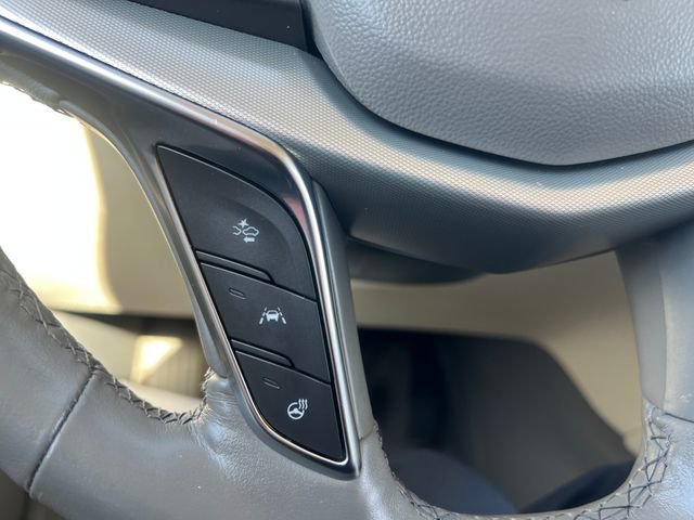 Used 2024 Cadillac XT5 Premium Luxury w/ LPO, Floor Liner Package AWD/4WD image 32