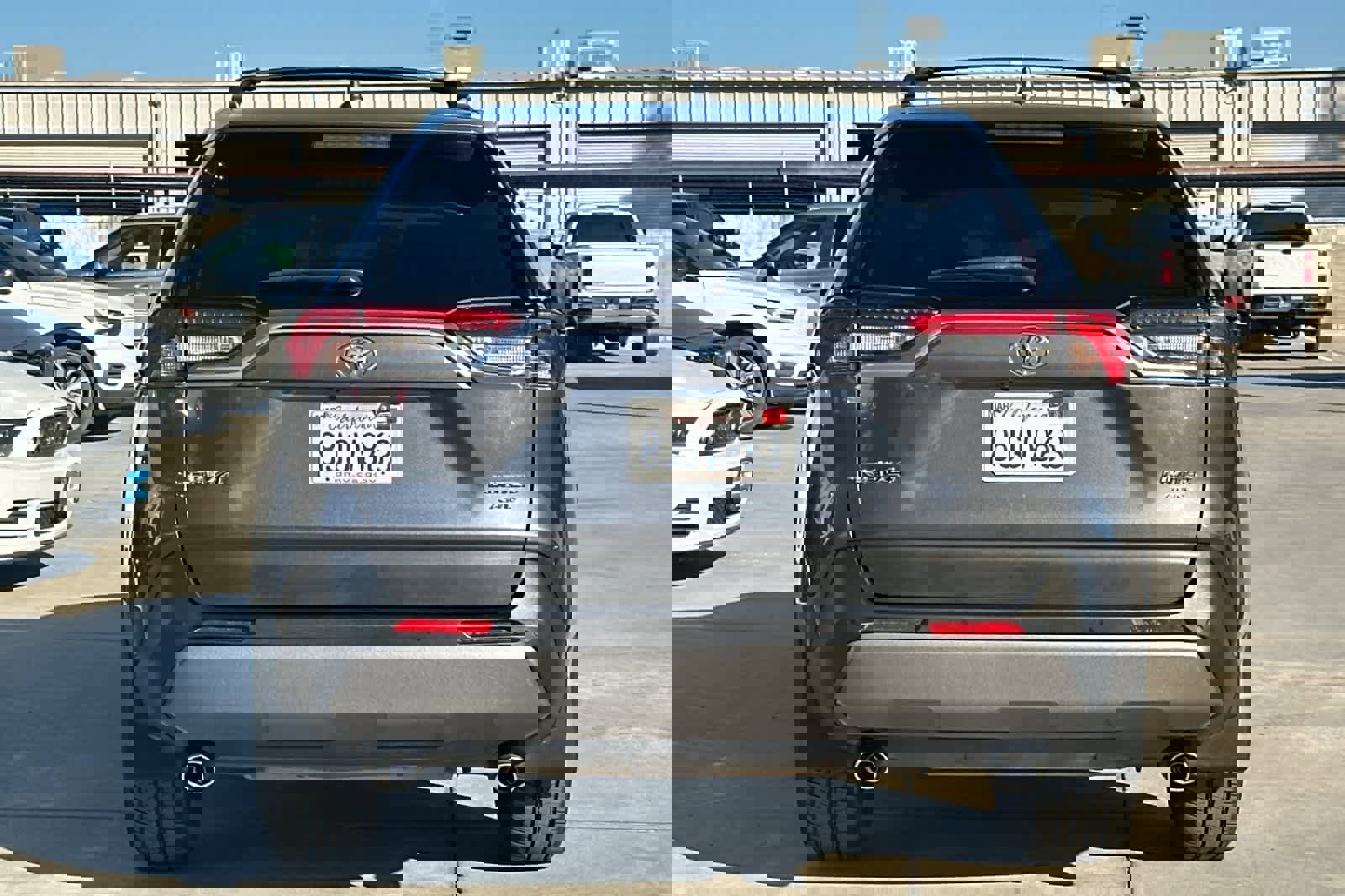 Used 2019 Toyota RAV4 Limited w/ Advanced Technology Package image 8