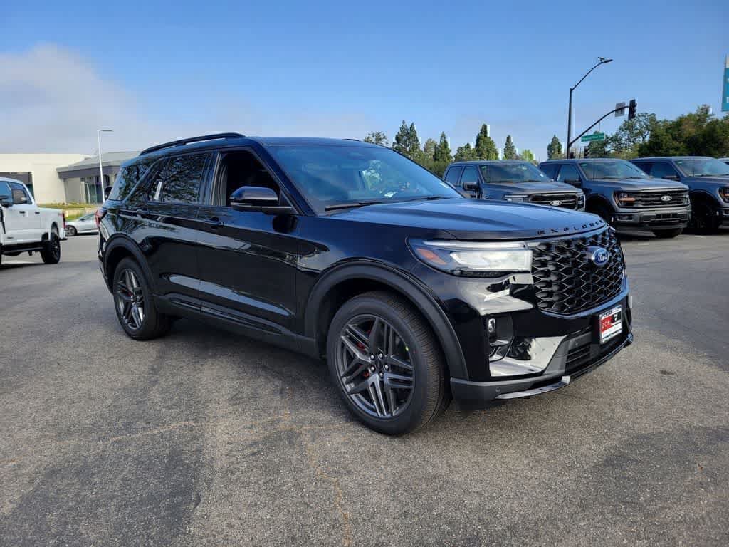 New 2026 Ford Explorer ST w/ Sun And Sound Package AWD/4WD image 8