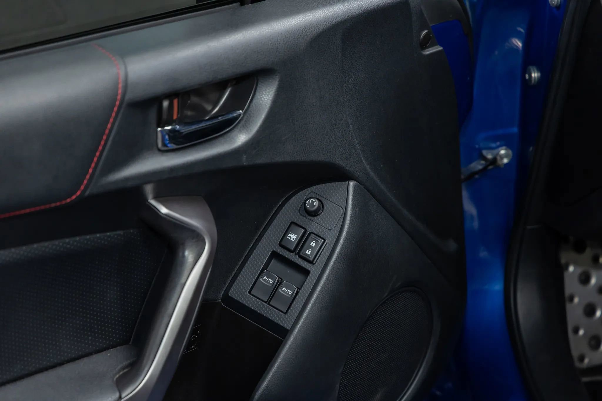 Used 2015 Subaru BRZ Limited image 12