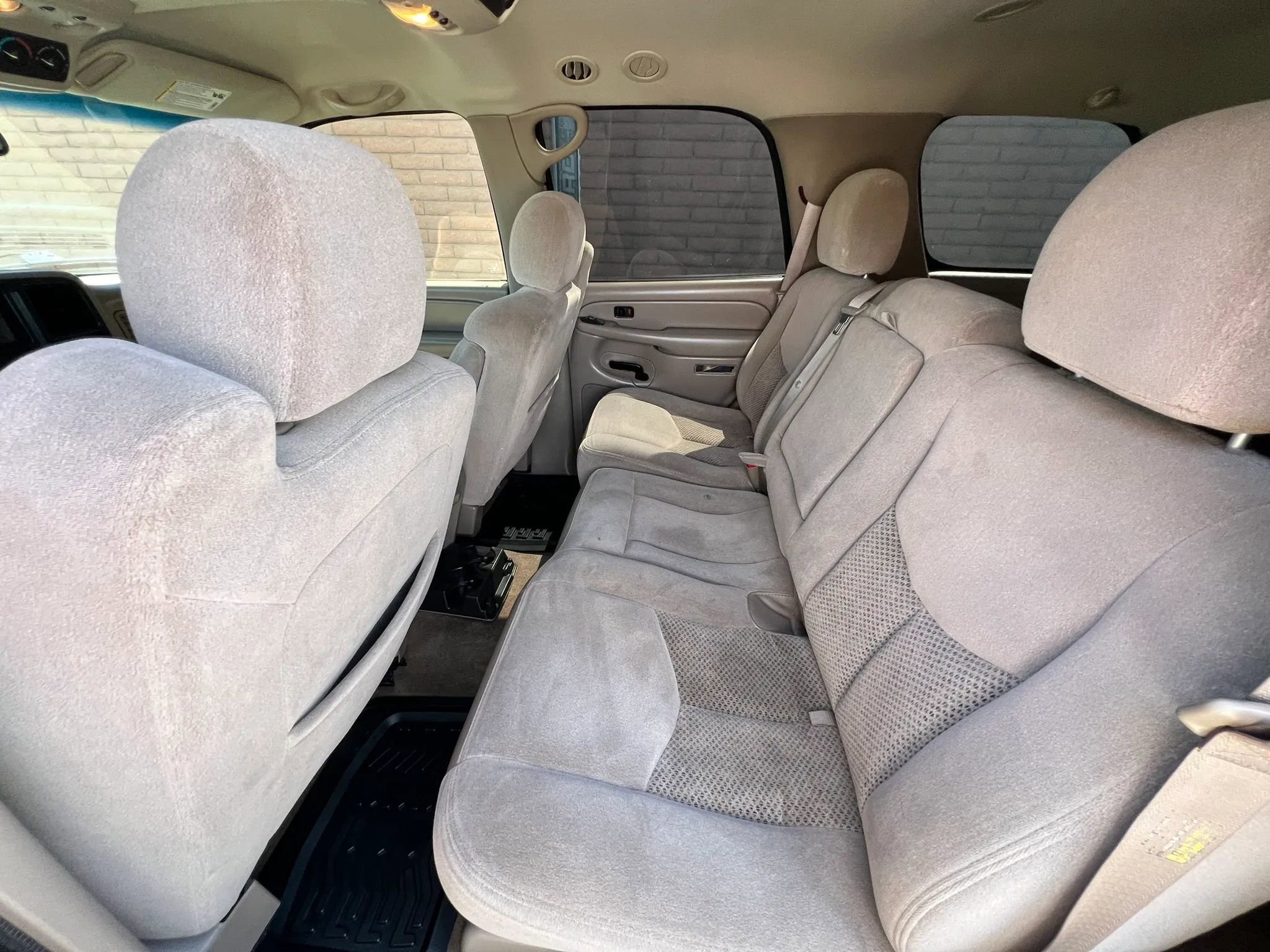 Used 2005 Chevrolet Tahoe LS RWD image 17