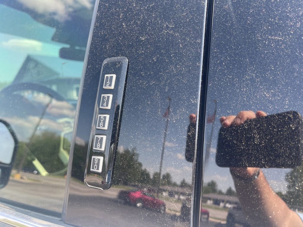 Used 2020 Ford F250 Platinum AWD/4WD image 19