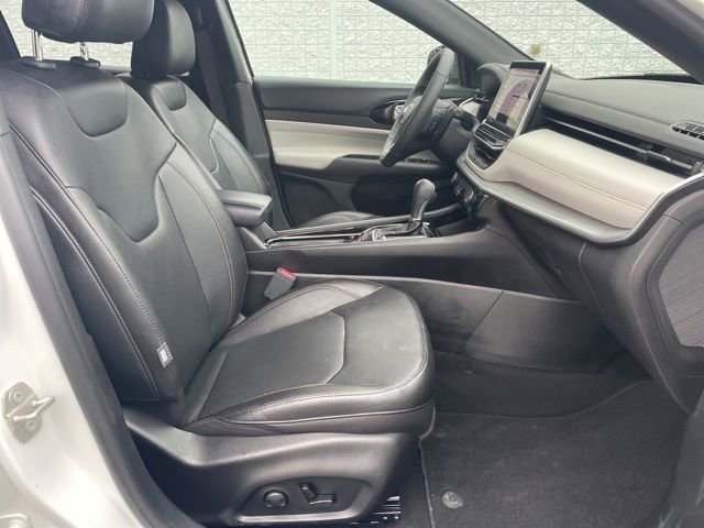 Used 2024 Jeep Compass Limited w/ Elite Group image 15