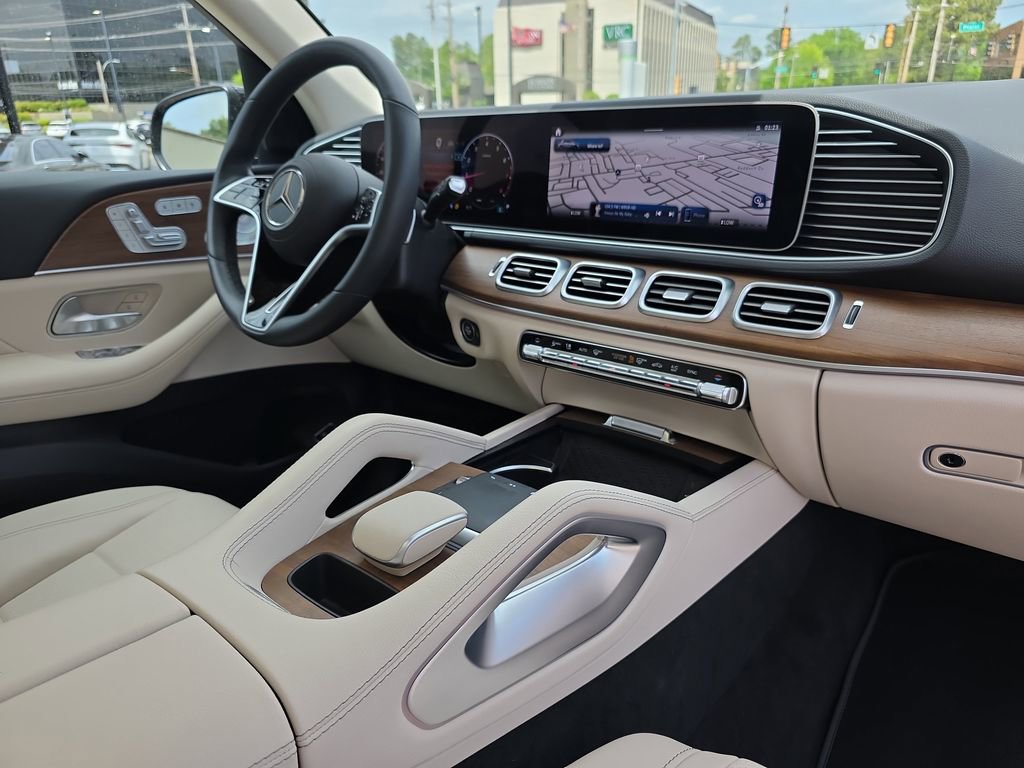 Used 2024 Mercedes-Benz GLE 350 4MATIC image 18
