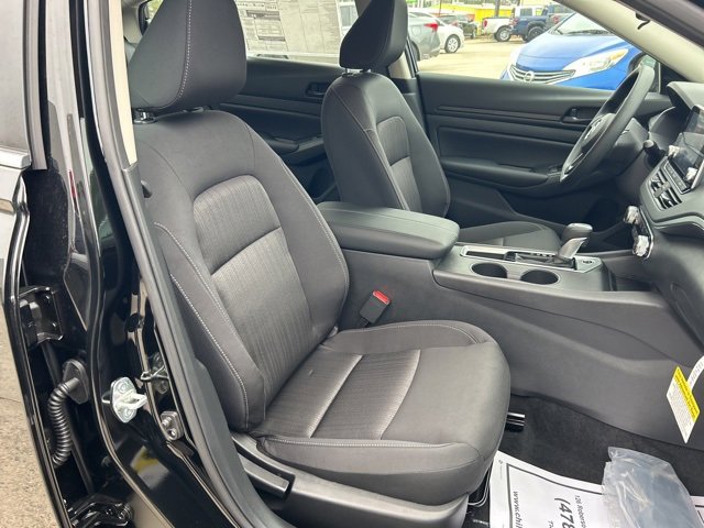 New 2025 Nissan Altima 2.5 S image 13