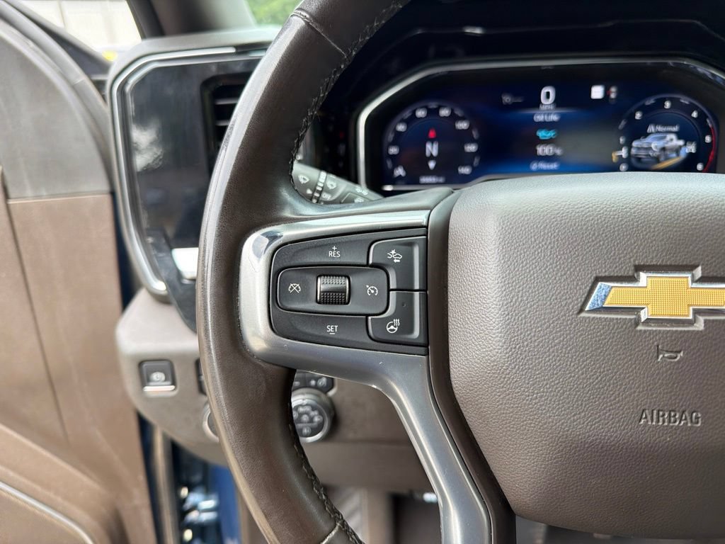 Used 2025 Chevrolet Silverado 2500 LT w/ Convenience Package AWD/4WD image 16