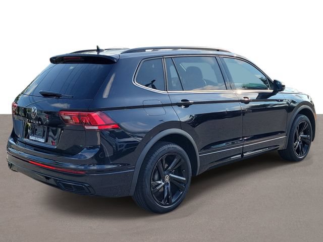 Certified 2023 Volkswagen Tiguan SE R-Line FWD image 4