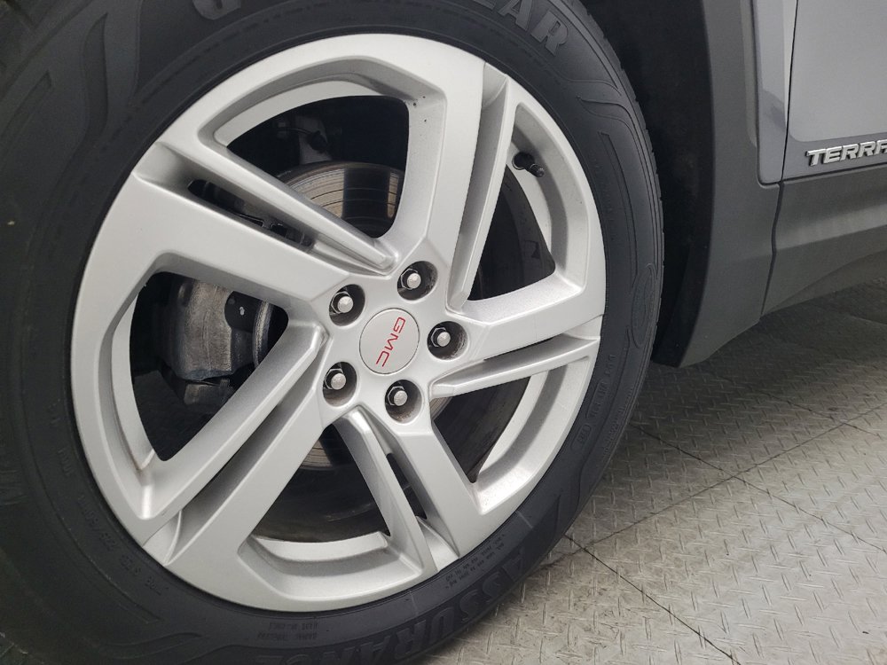 Used 2018 GMC Terrain SLE w/ Driver Convenience Package image 31