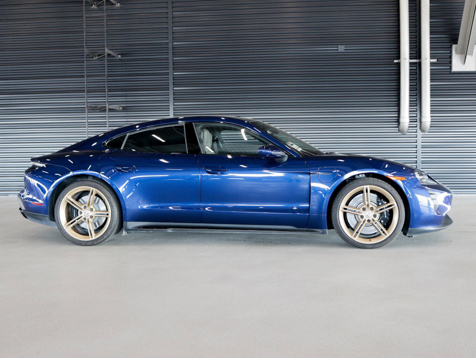 Certified 2023 Porsche Taycan GTS image 11