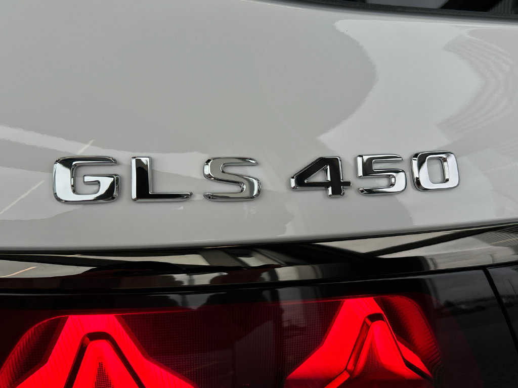 New 2027 Mercedes-Benz GLS 450 4MATIC image 25