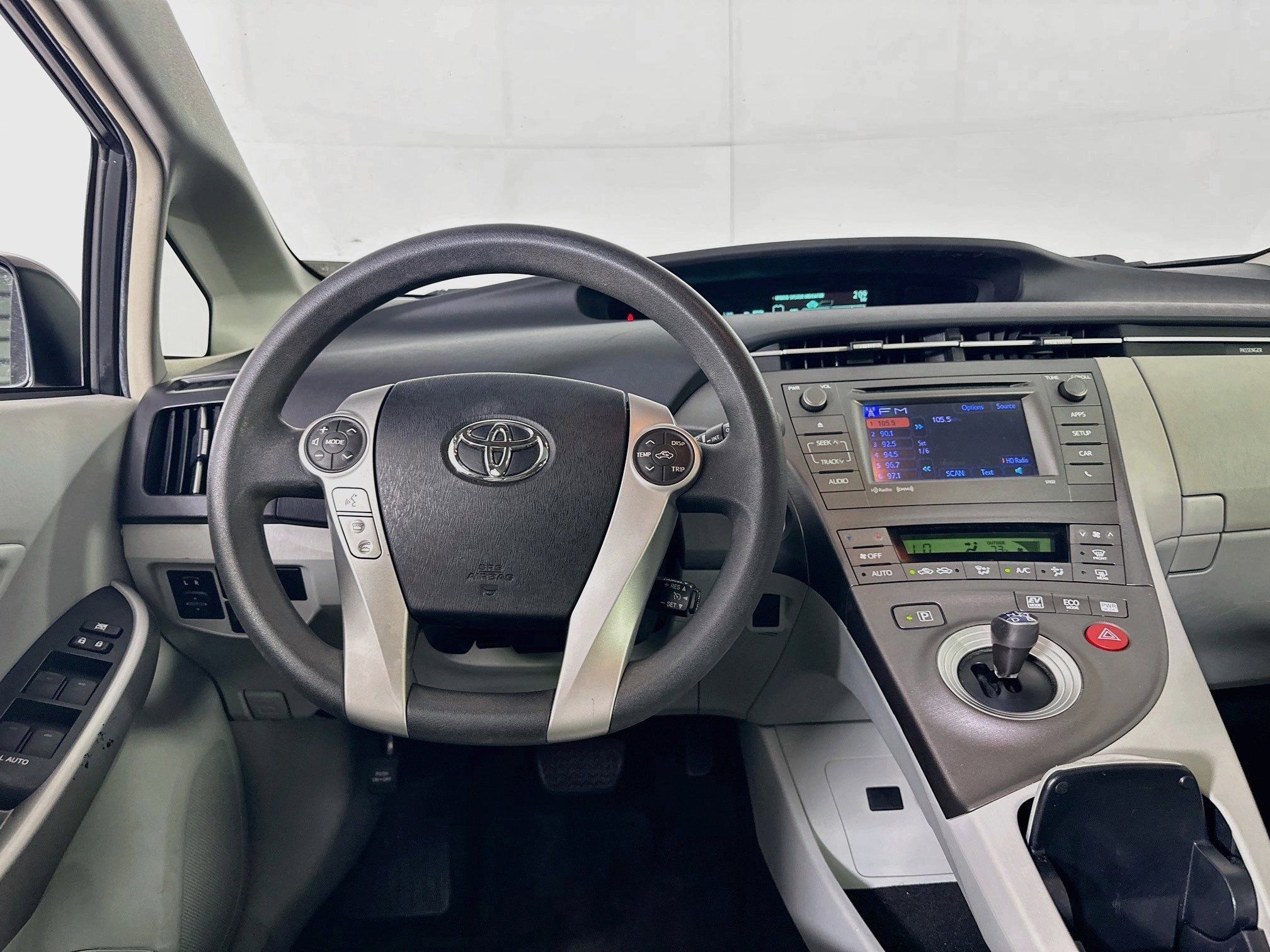 Used 2015 Toyota Prius Three w/ Solar Roof Package FWD image 17