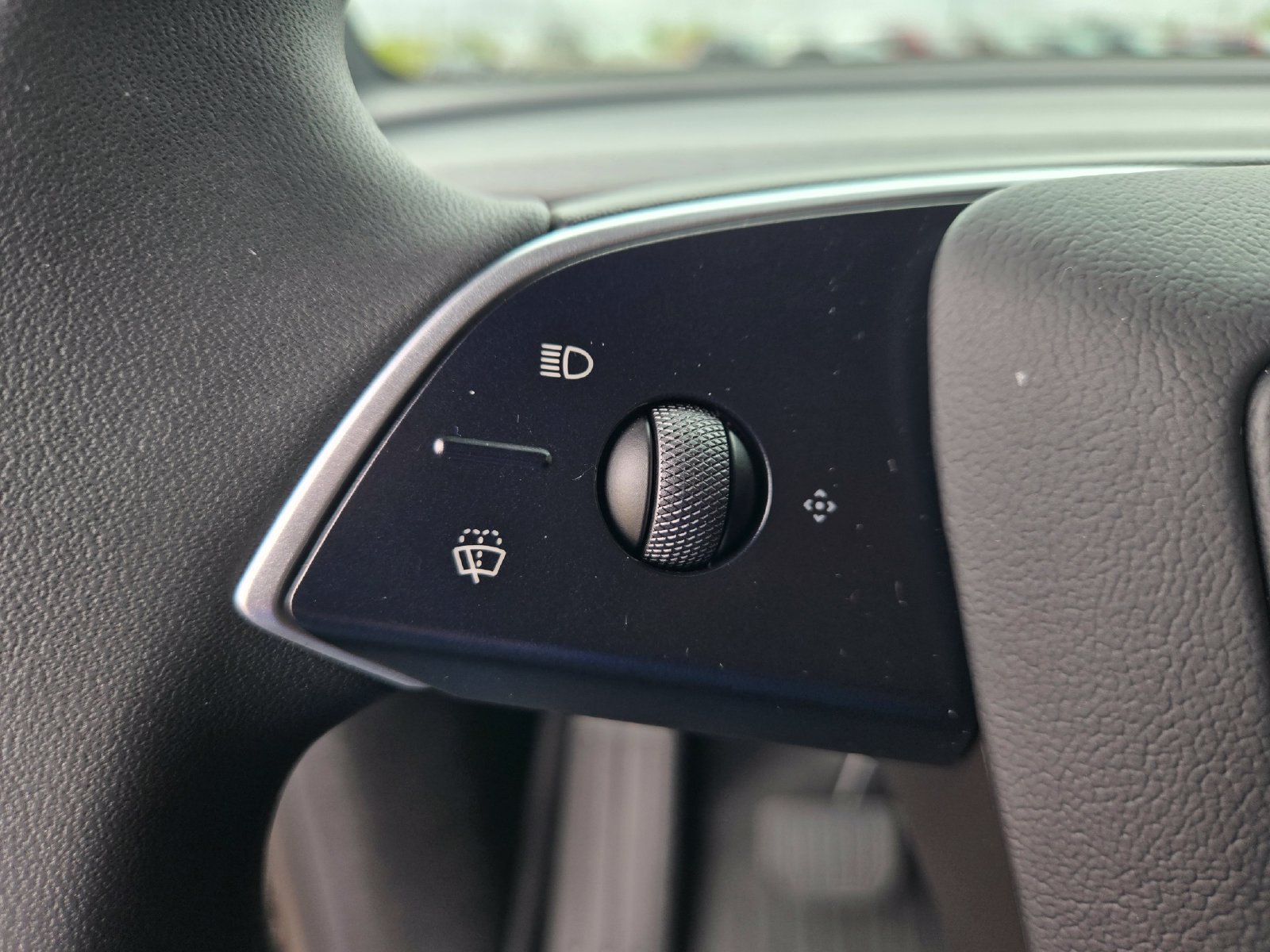 Used 2026 Tesla Model Y AWD image 13