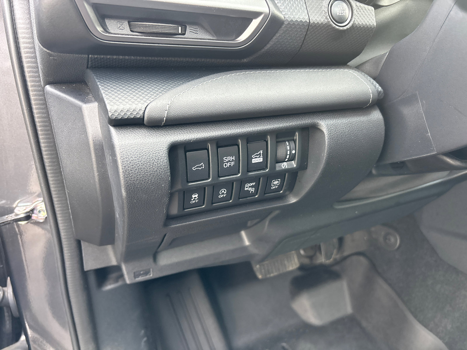 Used 2022 Subaru Forester Touring image 14