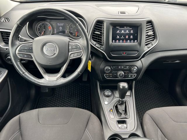 Used 2019 Jeep Cherokee Sport w/ Cold Weather Group image 3