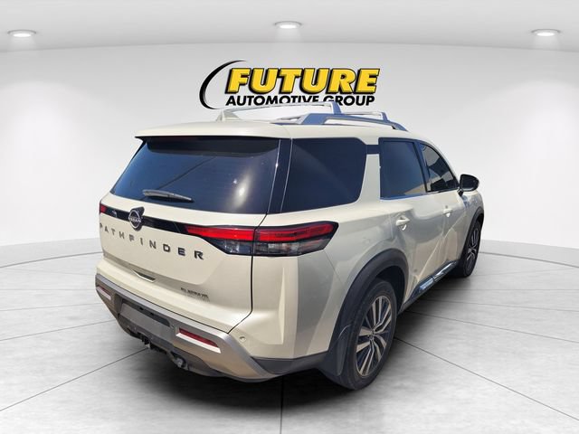 Used 2022 Nissan Pathfinder Platinum w/ Cargo Package FWD image 3