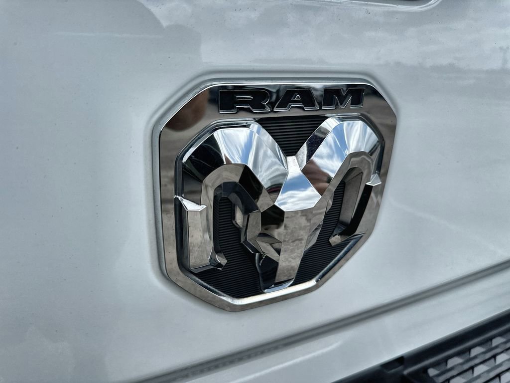 Used 2023 RAM 2500 Tradesman w/ Chrome Appearance Group image 9