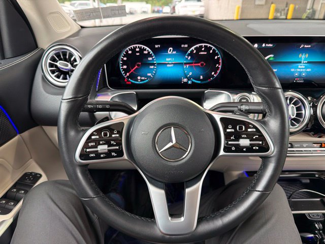 Used 2021 Mercedes-Benz GLB 250 4MATIC image 23