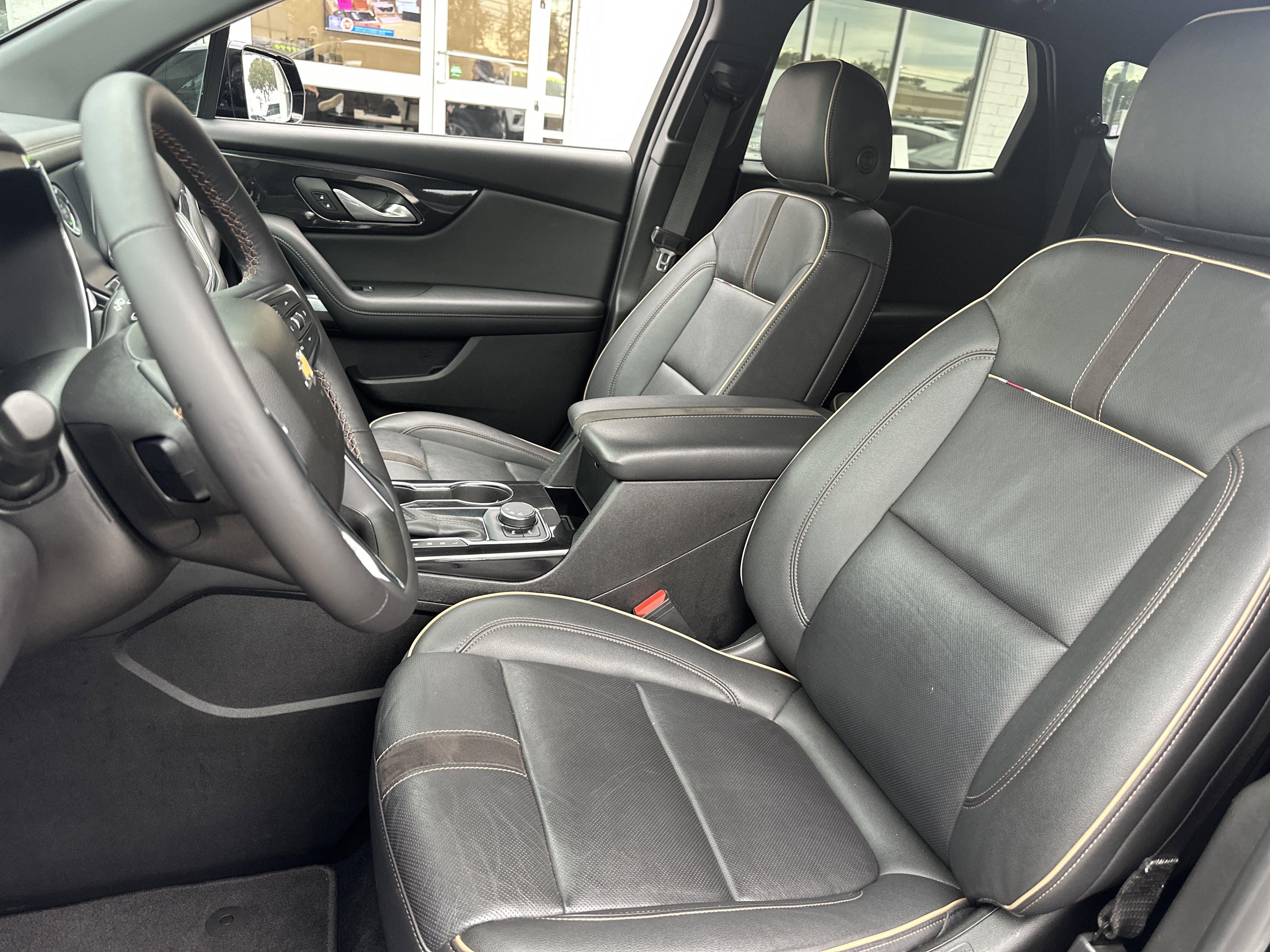 Used 2022 Chevrolet Blazer Premier w/ Driver Confidence II Package image 11