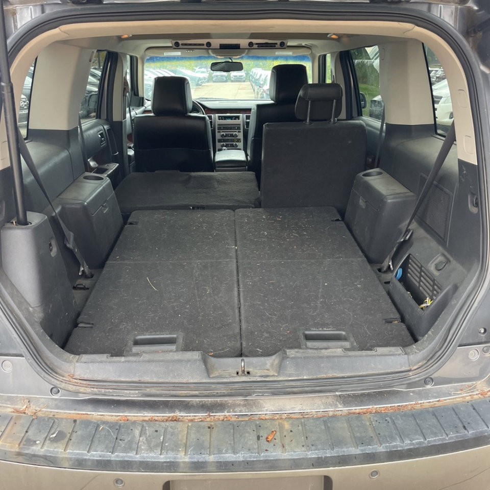 Used 2009 Ford Flex Limited image 19