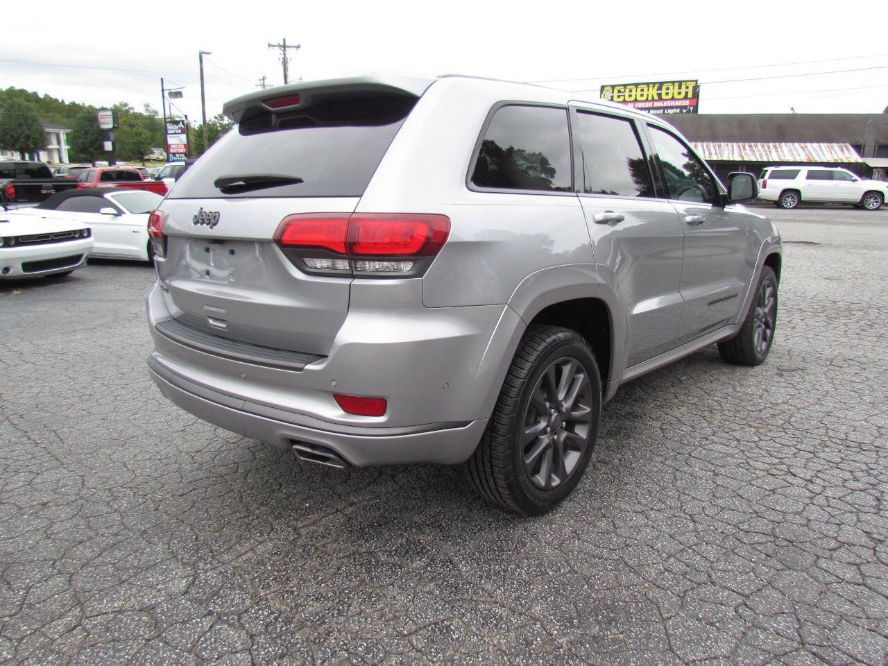 Used 2018 Jeep Grand Cherokee High Altitude AWD/4WD image 5