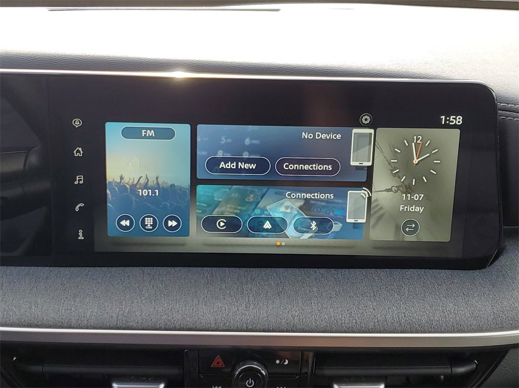 Used 2025 Nissan Kicks SV image 48