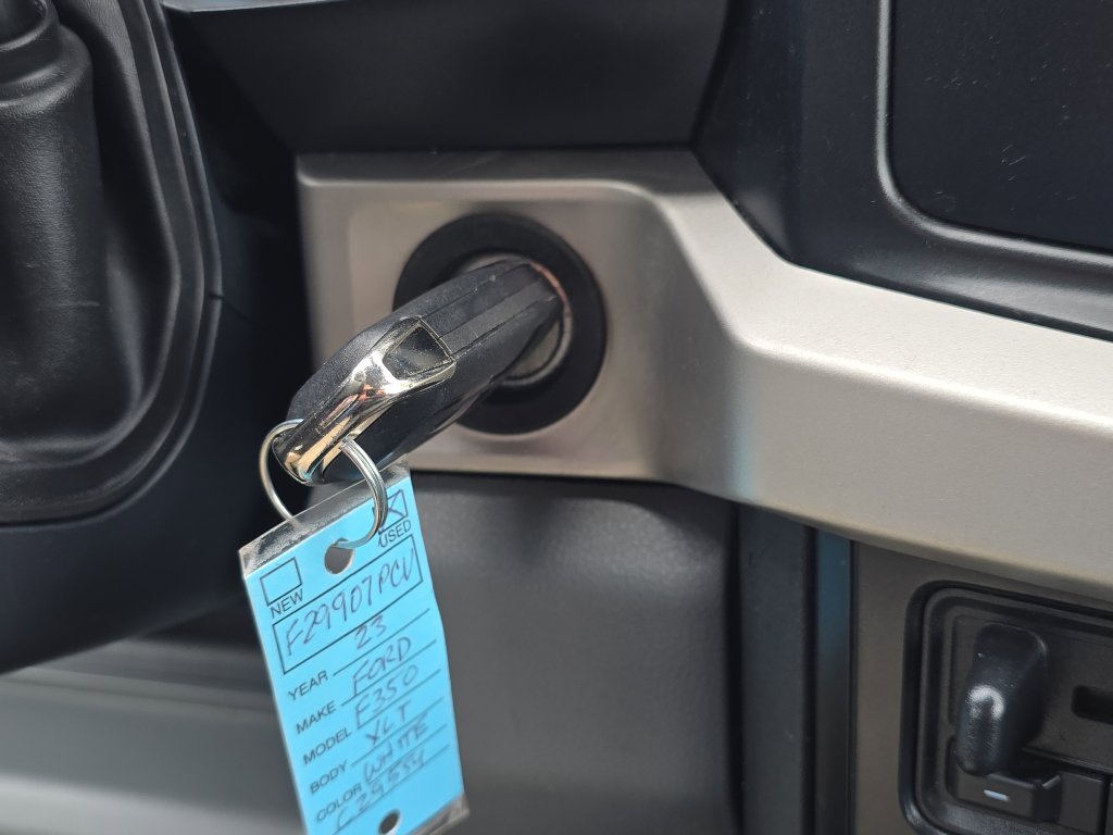 Certified 2023 Ford F350 XLT w/ FX4 Off-Road Package image 26