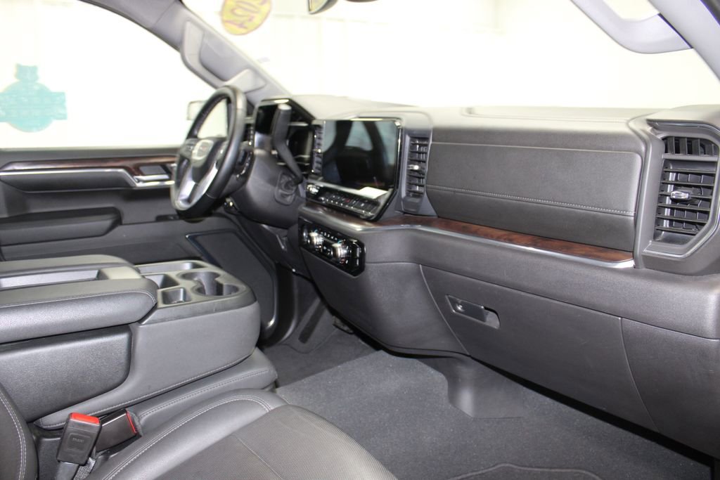 Used 2024 GMC Sierra 1500 SLT image 27