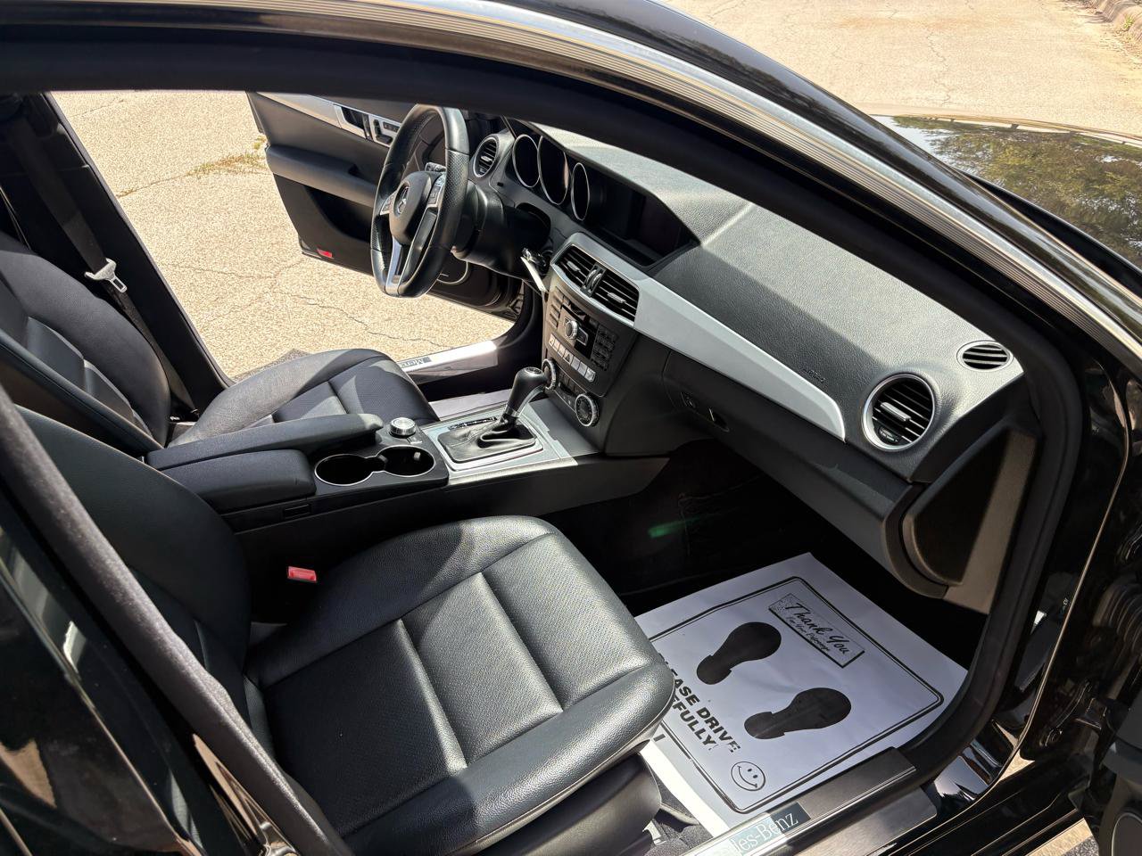 Used 2014 Mercedes-Benz C 250 Sedan image 26