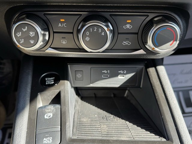 New 2025 Nissan Kicks SV image 33